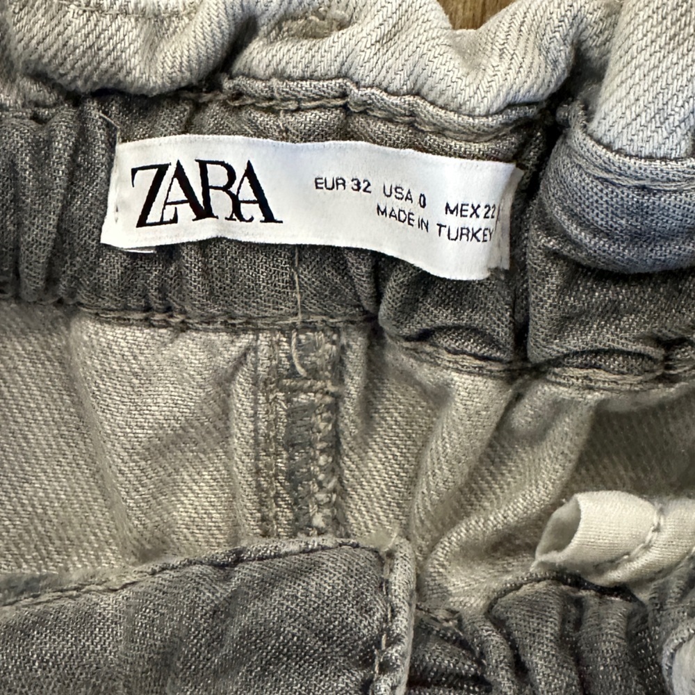 Zara Women's Light Gray Cropped Jeans | Paper Bag Stylr | High rise - Picture 3 of 9
